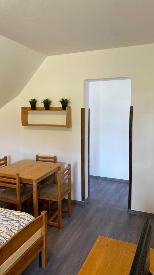 Horske Apartmany Smrcina 扬斯凯拉兹涅 外观 照片