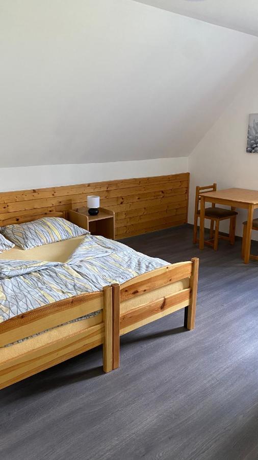 Horske Apartmany Smrcina 扬斯凯拉兹涅 外观 照片