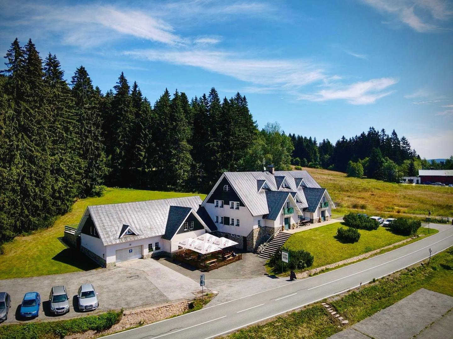 Horske Apartmany Smrcina 扬斯凯拉兹涅 外观 照片